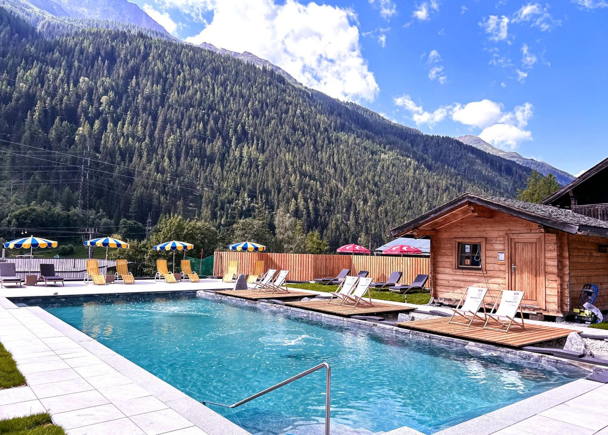 Hotel Traube Pettneu am Arlberg Exteriör bild
